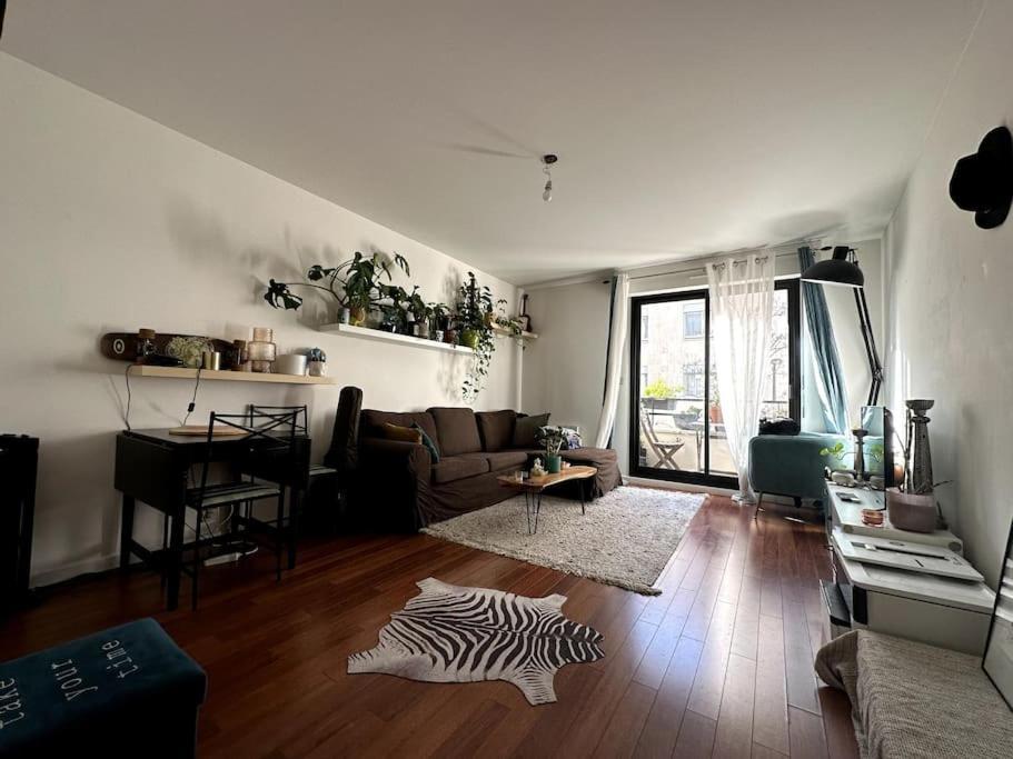 Appartement Lumineux Avec Balcon Levallois-Perret Bagian luar foto